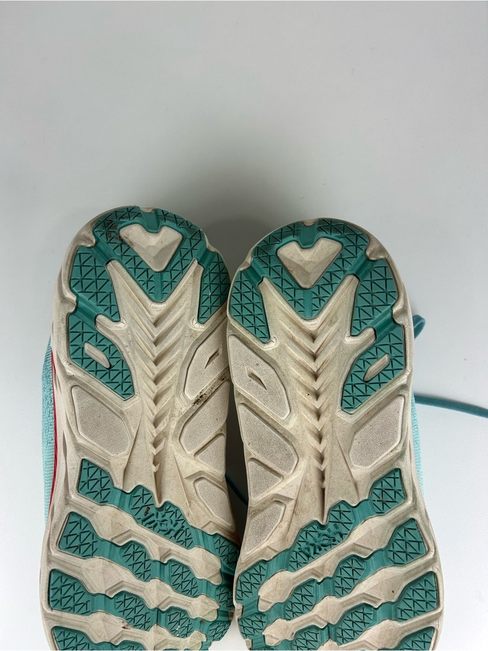 HOKA CLIFTON 8 RUNNING WALKING SHOE WOMENS 7.5B TEAL BLUE RED - Picture 8 of 11